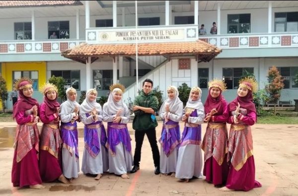 Ujian Praktek Seni Budaya Ujian Praktek Seni Budaya